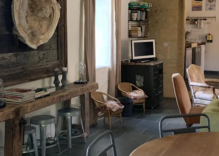 La Sautie Pensionat Bars (Dordogne)